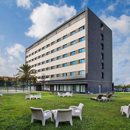 Azz Valencia Tactica Hotel Paterna Exteriér fotografie