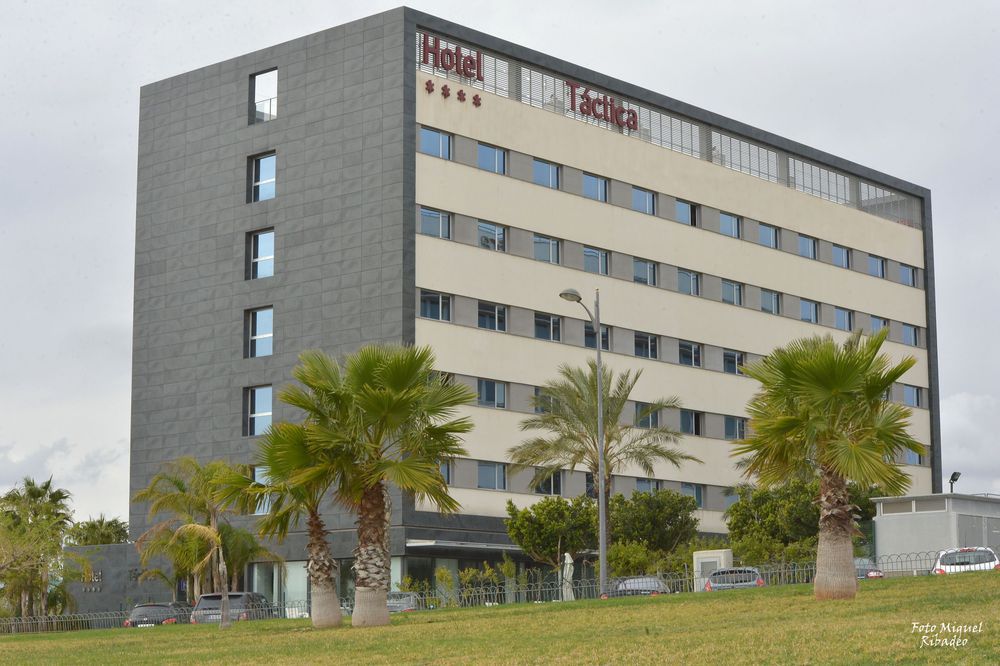 Azz Valencia Tactica Hotel Paterna Exteriér fotografie