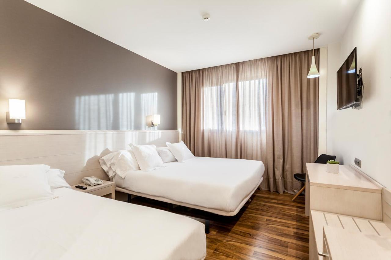 Azz Valencia Tactica Hotel Paterna Exteriér fotografie